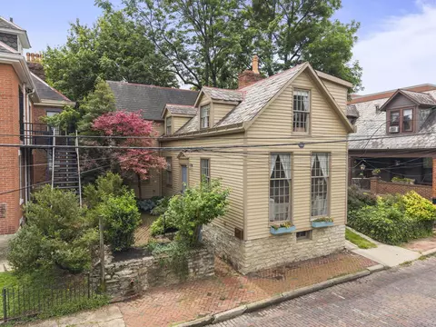 43 E Beck St, Columbus, OH 43215