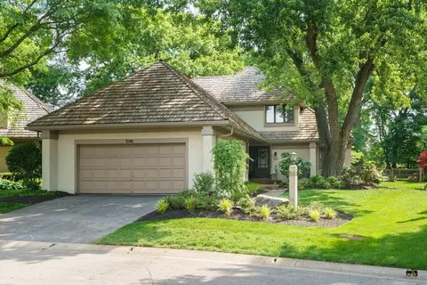 206 Green Springs Dr, Columbus, OH 43235