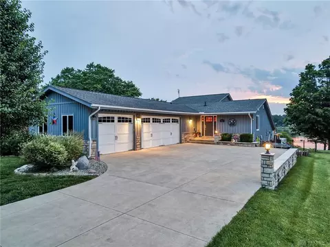 4430 Navajo Trl, Jamestown, OH 45335