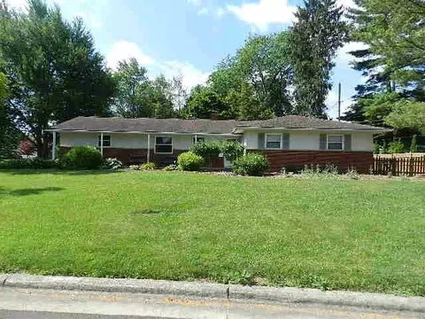 1475 London Dr, Columbus, OH 43221
