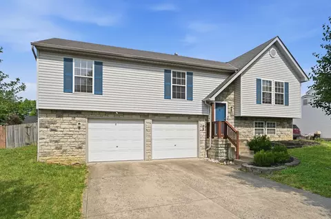 1399 Meeks Meadow Dr, Columbus, OH 43223