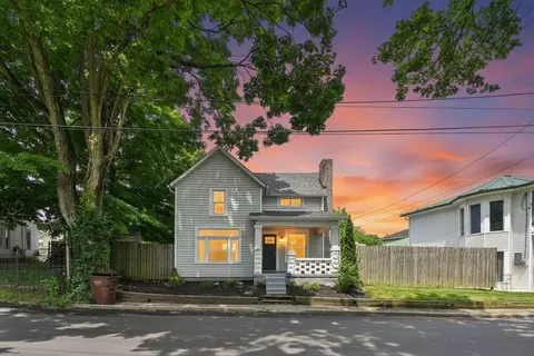 77 S Main St, Croton, OH 43013