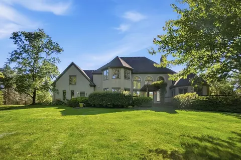 Exterior - 320 Edgington Dr, Plain City, OH 43064 photo 6 of 19