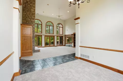 Living - 320 Edgington Dr, Plain City, OH 43064 photo 6 of 8