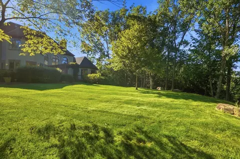 Exterior - 320 Edgington Dr, Plain City, OH 43064 photo 9 of 19