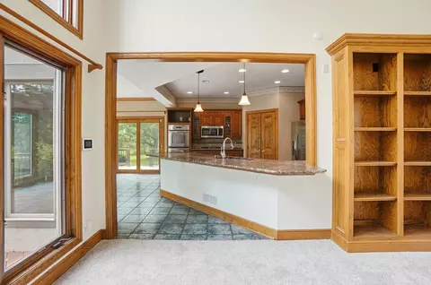Living - 320 Edgington Dr, Plain City, OH 43064 photo 7 of 8