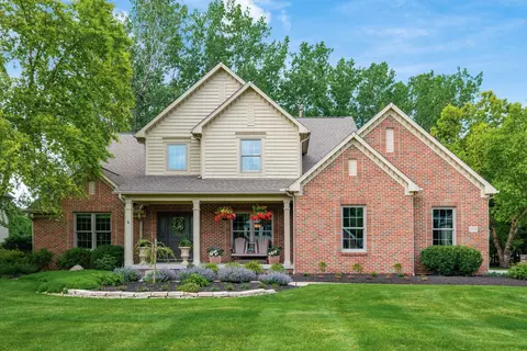 2578 Silverleaf Dr, Powell, OH 43065