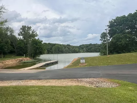 View/Area - 7096 Warner-huffer Rd, Circleville, OH 43113 photo 9 of 10