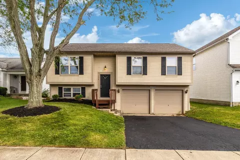772 Sicaras Ln, Blacklick, OH 43004
