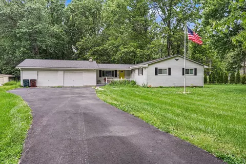 4905 Babbitt Rd, New Albany, OH 43054