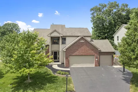 7508 Twin Acorn Ct, Lewis Center, OH 43035