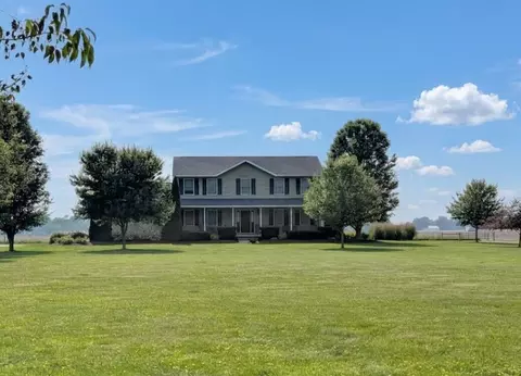 14269 Phillips Ln, Utica, OH 43080