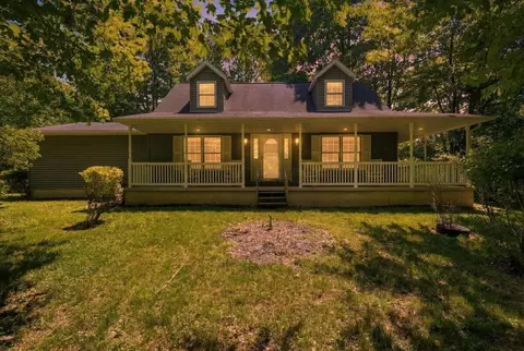 562 Terrace Ridge Cir, Howard, OH 43028