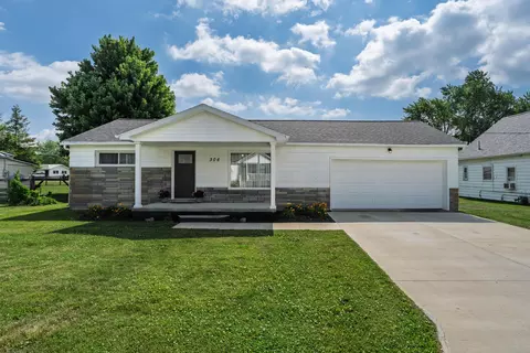 306 S Main St, Williamsport, OH 43164