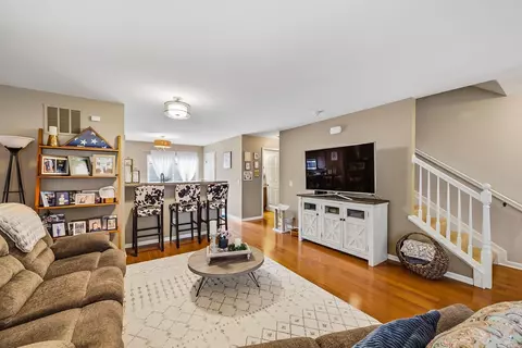 6403 Walnut Fork Dr, Westerville, OH 43081