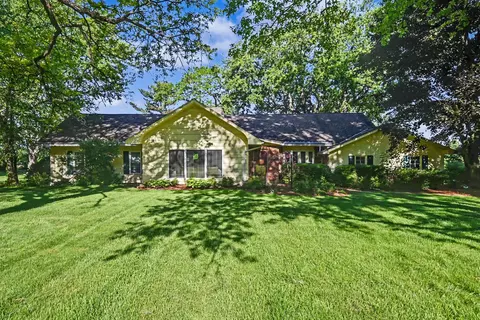 1411 Burnison Rd, Mansfield, OH 44903