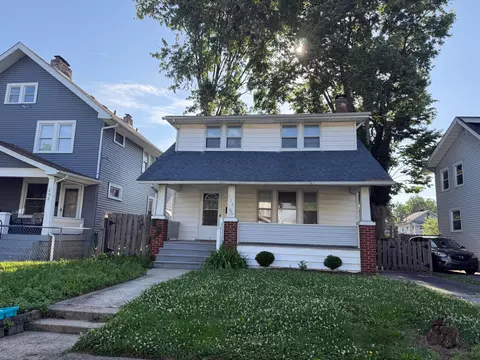 228 N Warren Ave, Columbus, OH 43204