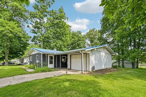 329 Wren Ave, Bellefontaine, OH 43311