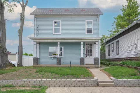 228 W Market St, Washington Court House, OH 43160