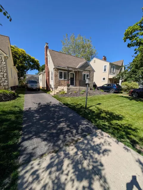 454 Crestview Rd, Columbus, OH 43202