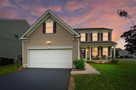 282 Karst Cir, Ashville, OH 43103
