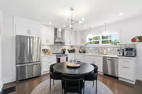 110 N Chase Ave, Columbus, OH 43204