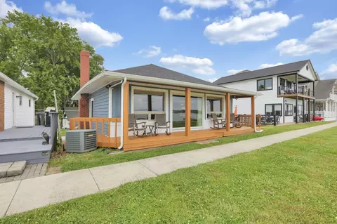3523 Sellers Dr NE, Millersport, OH 43046