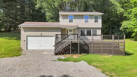 12470 Houdeshell Rd NE, Saint Louisville, OH 43071