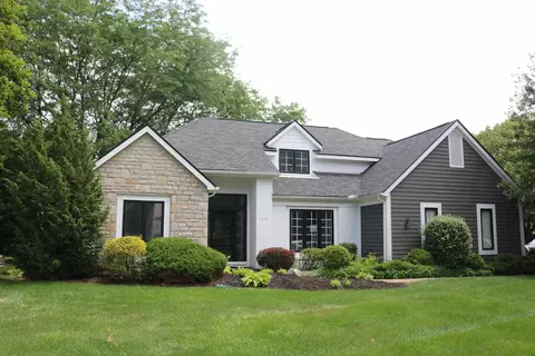 8216 Spruce Needle Ct, Columbus, OH 43235