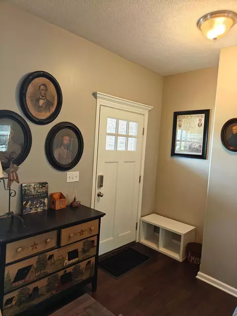 Entry Way - 111 Firestone Dr, Delaware, OH 43015 photo 1 of 2