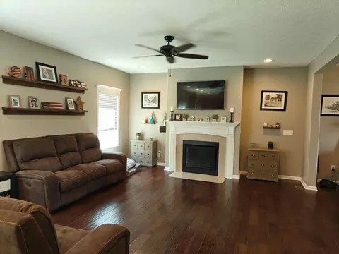 Living - 111 Firestone Dr, Delaware, OH 43015 photo 1 of 2