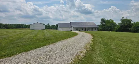 7101 Pleasantview Rd SE, Bremen, OH 43107