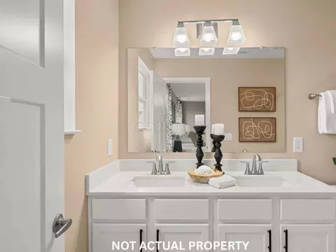 Bath - 3281 Sunmark Ave, Columbus, OH 43232 photo 3 of 4