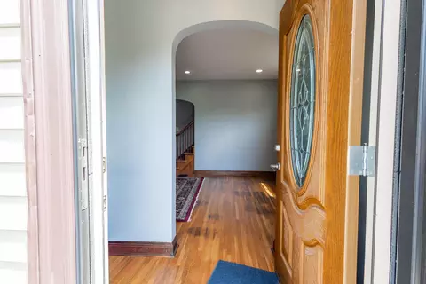 720 E Mithoff St, Columbus, OH 43206