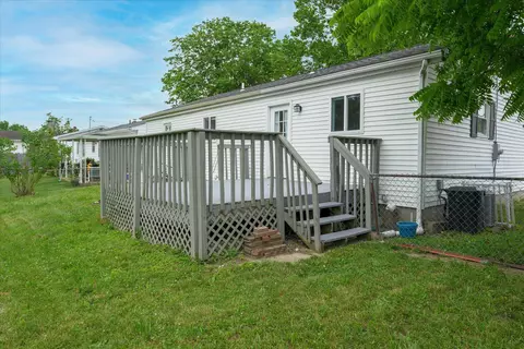 Exterior - 244 Nicholas Dr, Circleville, OH 43113 photo 8 of 10