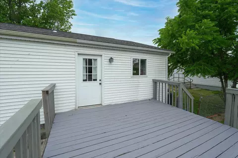 Exterior - 244 Nicholas Dr, Circleville, OH 43113 photo 9 of 10