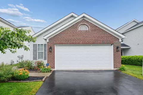 5808 Redsand Rd, Hilliard, OH 43026