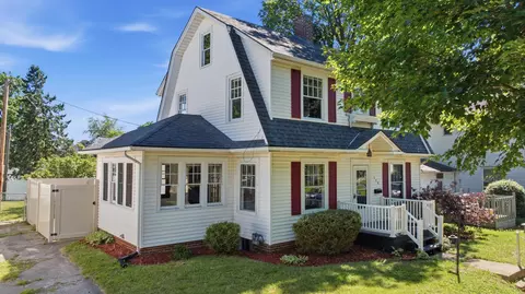 125 W Lincoln Ave, Bellefontaine, OH 43311