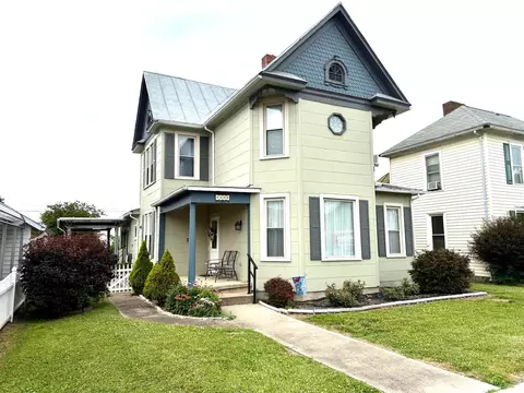 106 Church St, Frankfort, OH 45628