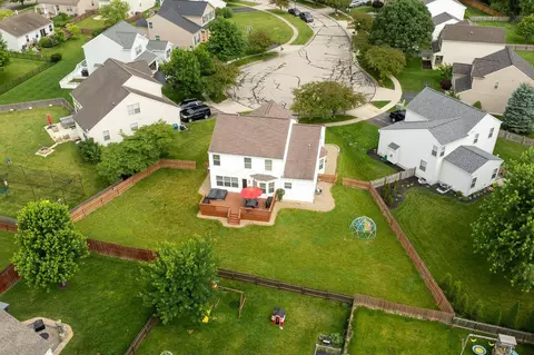 399 Moss Ct, Marysville, OH 43040