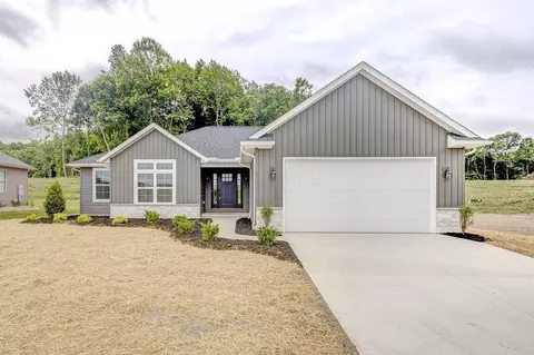 208 Plymouth Rd, Mount Vernon, OH 43050