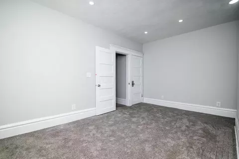 Bedroom - 418 E 17th Ave, Columbus, OH 43201 photo 5 of 7