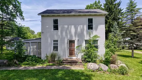 3993 Wadsworth Rd, Norton, OH 44203