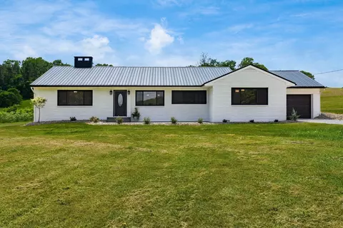 2428 Applegate Rd, Lucas, OH 44843 photo 2