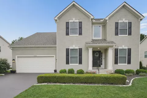 7596 Park Bend Dr, Westerville, OH 43082