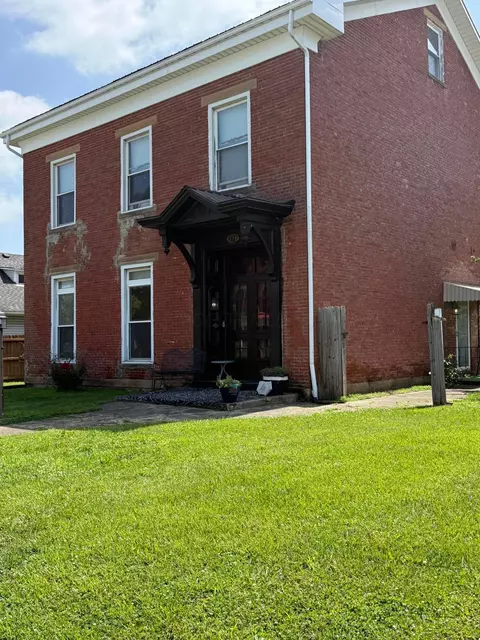 Exterior - 124 N Scioto St, Circleville, OH 43113 photo 10 of 10