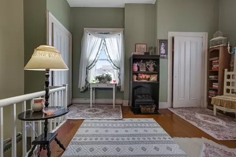 Entry Way - 124 N Scioto St, Circleville, OH 43113 photo 6 of 6