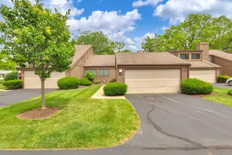 2049 Willow Glen Ln #B, Columbus, OH 43229
