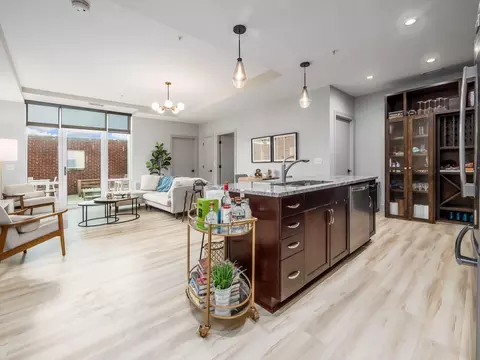 1145 N High St #204, Columbus, OH 43201