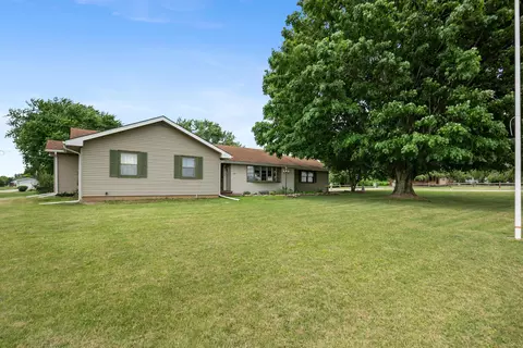 Exterior - 526 Northridge Rd, Circleville, OH 43113 photo 19 of 23